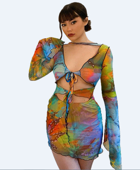 Dame Åben Bluse med Ruffle detaljer og farverig tryk Stilla