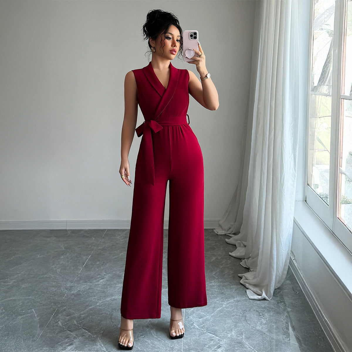 Dame elegant jumpsuit med indpakningsdesign og bred pasform Stilla