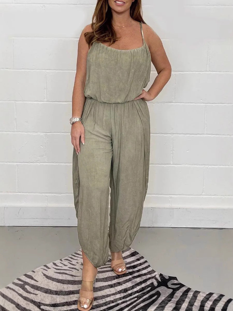 Dame afslappet jumpsuit med bredt skåret ben og justerbare stropper Stilla