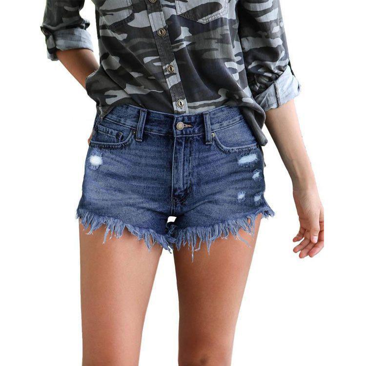 Dame afslappede denim-shorts med frynset kant og modische revnedetaljer Stilla