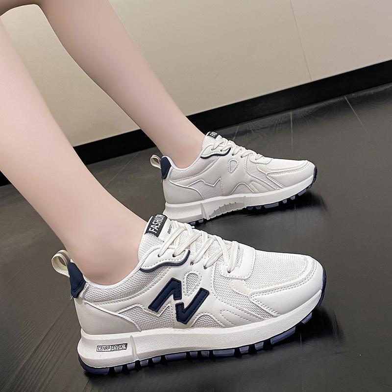 Dame Sporty Sneakers med skridsikker sål og åndbart mesh-overmateriale Stilla