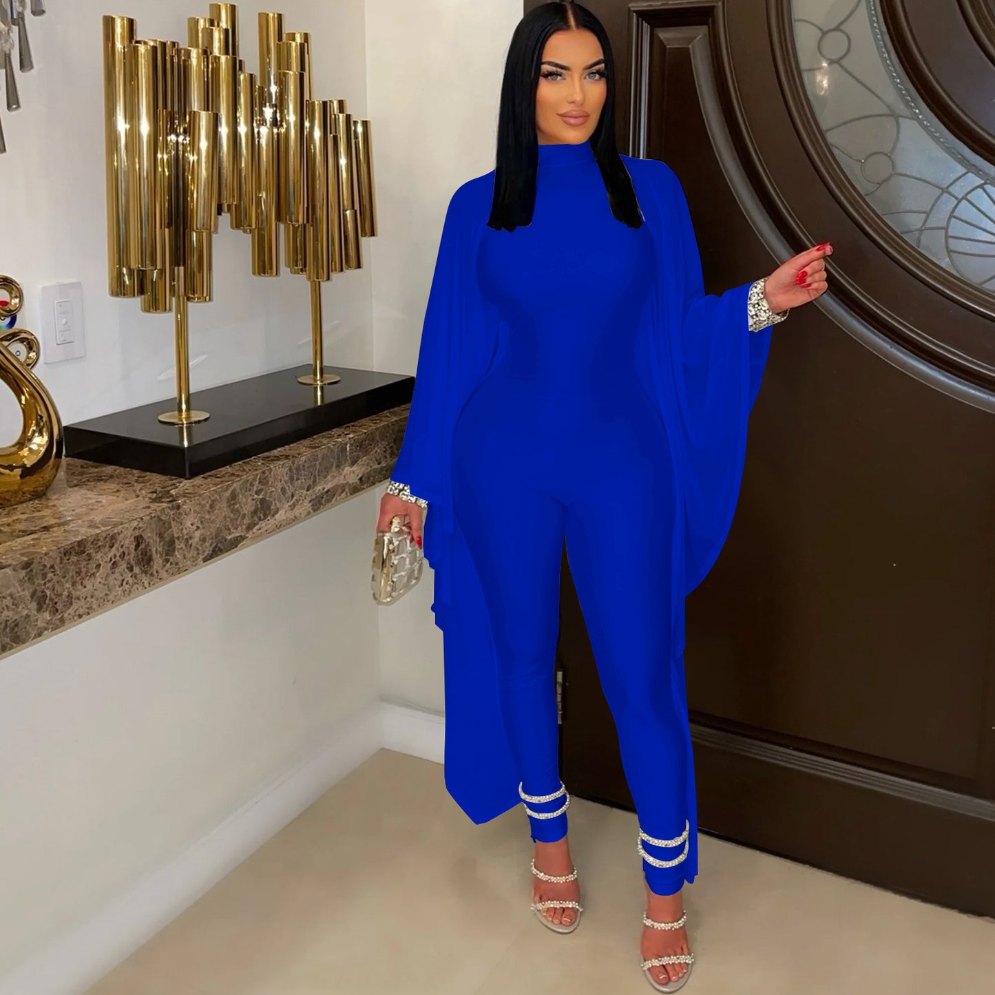 Dame Elegant Jumpsuit med vidt skåret Kimonoærme og fine udsmykninger Stilla