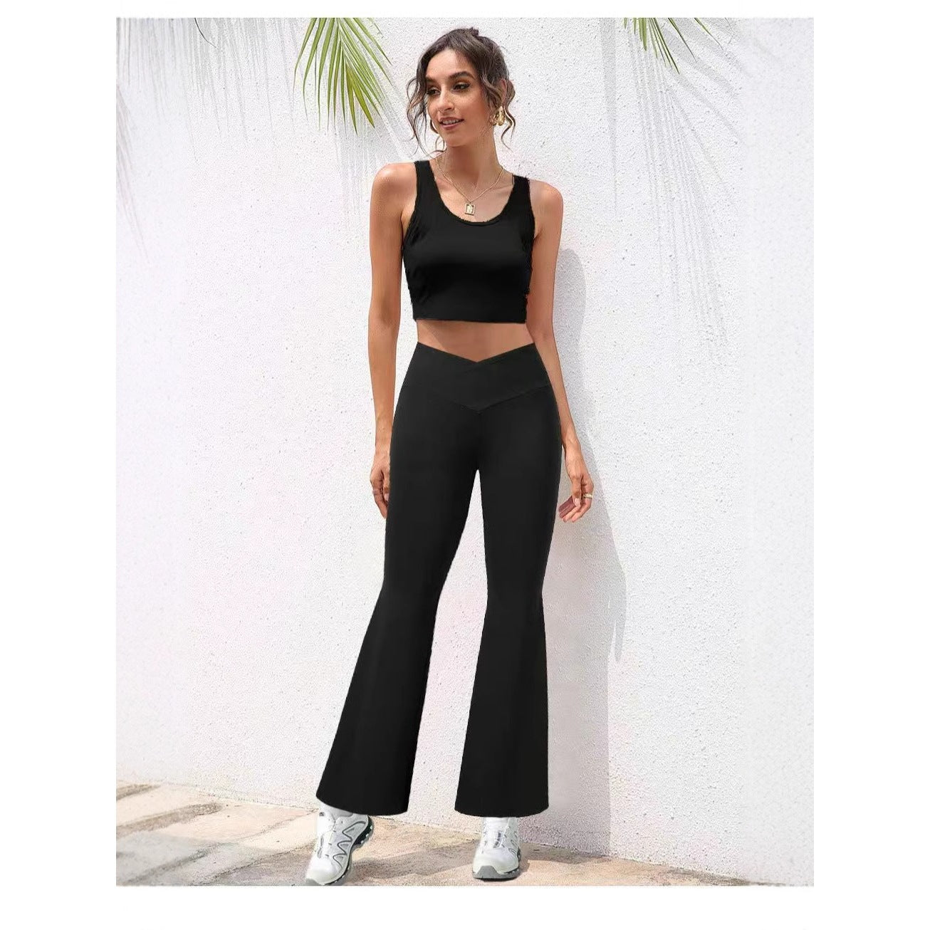 Dame Sporty Crop-Top med løstsiddende leggings Stilla