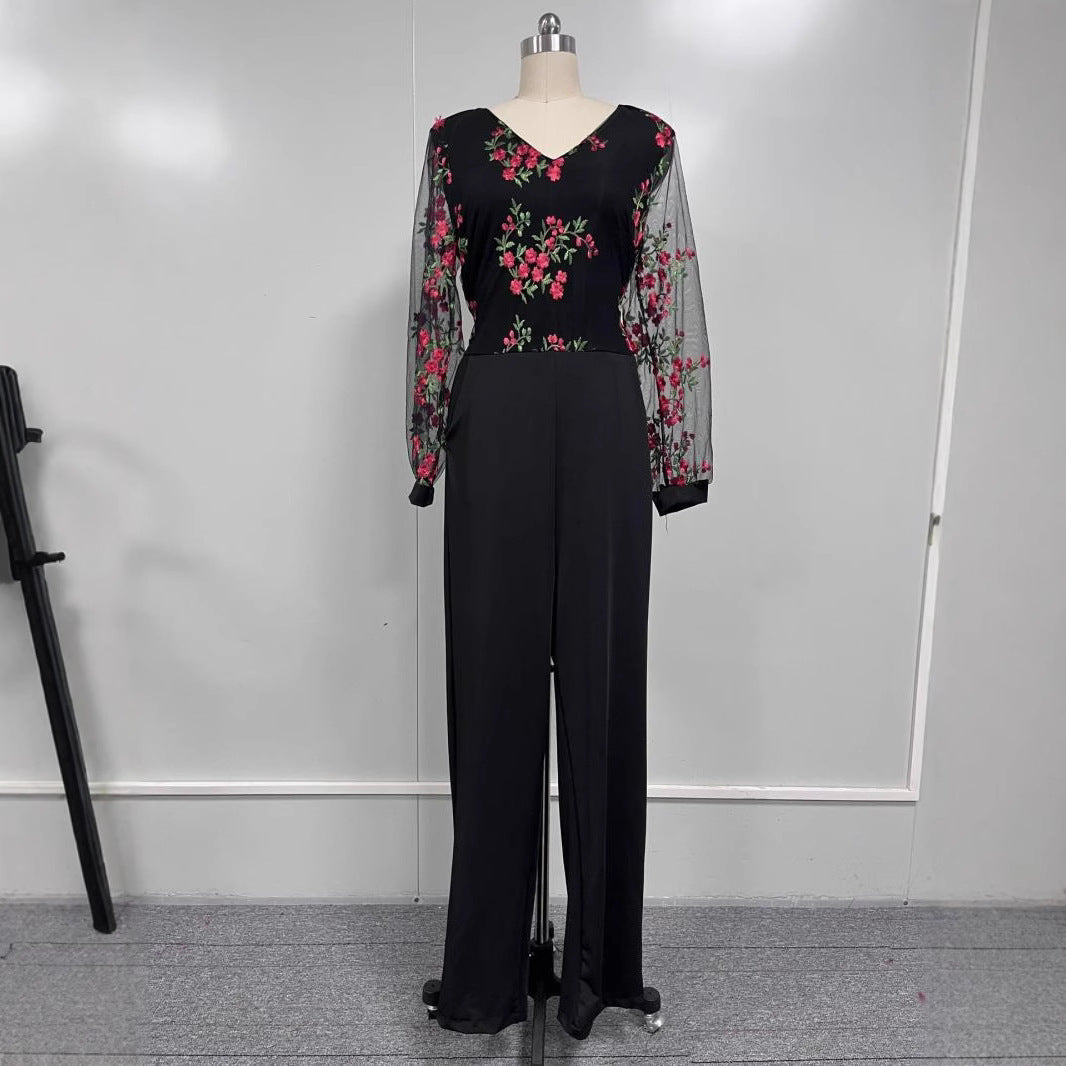 Dame Elegant og romantisk jumpsuit med florale spidsdetaljer Stilla