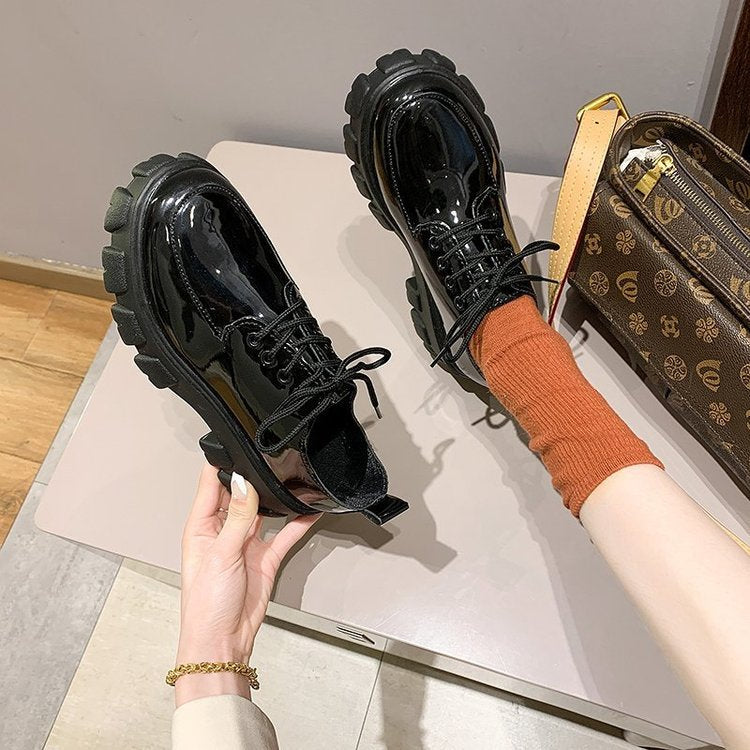Dame Chunky Sneakers med robust profil og modevenligt overmateriale Stilla