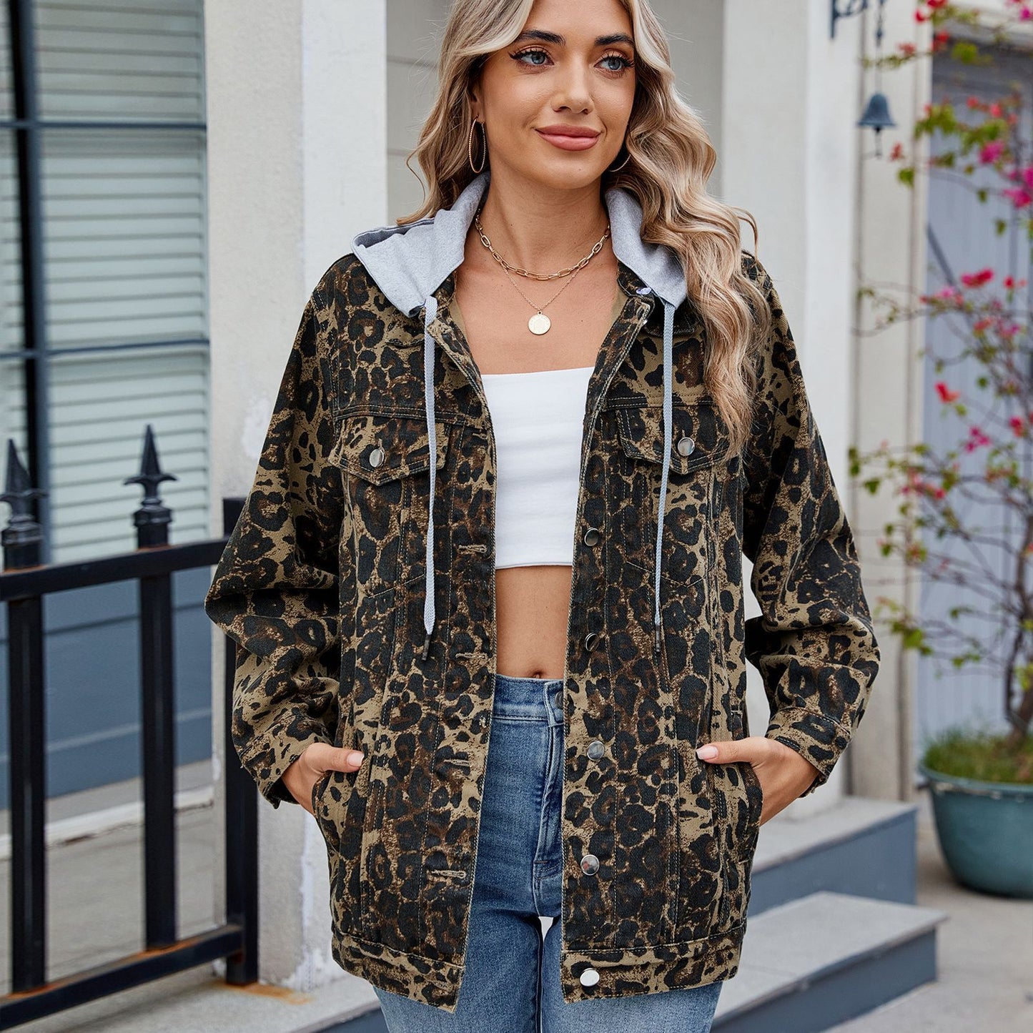 Dame Denim Skjortejakke i trendy Leo-design med afslappet snit Stilla