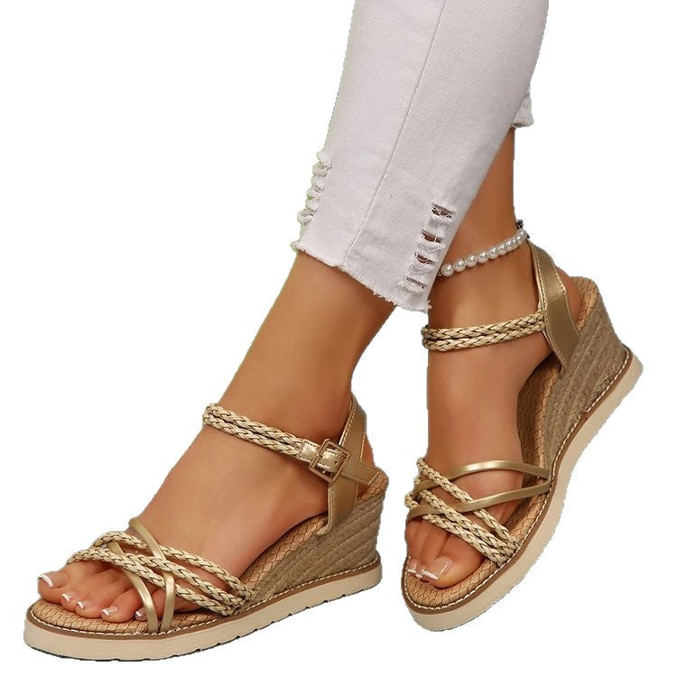 Dame Wedge-sandaler med flettede remme og komfortabelt fodbund Stilla