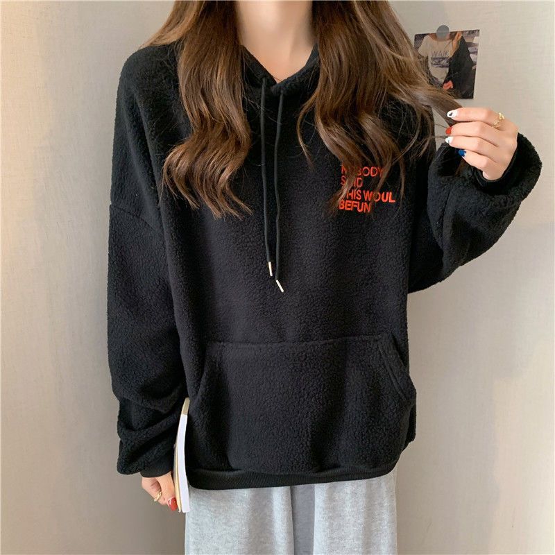 Femme Cozy Fleece Pullovere Hoodie med Kænguru-lomme Stilla