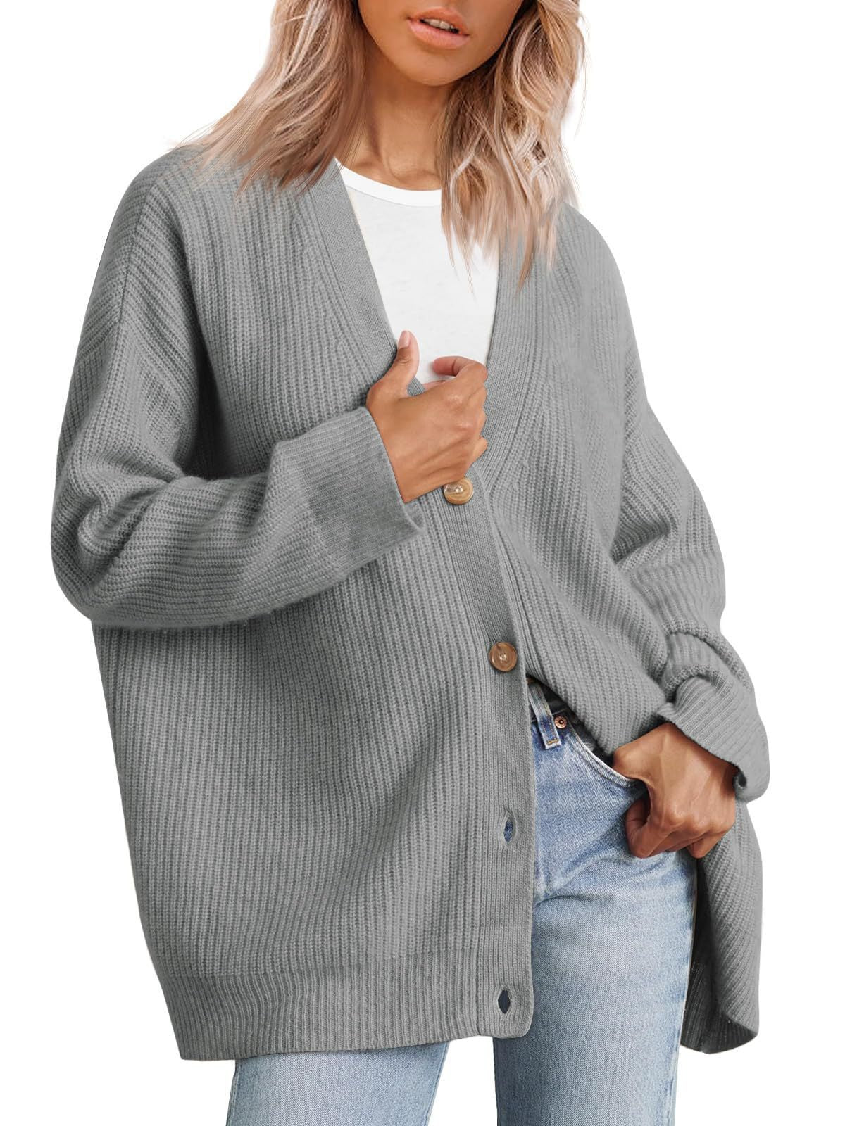 Dame strikjakke med oversized snit og knapdetaljer Stilla