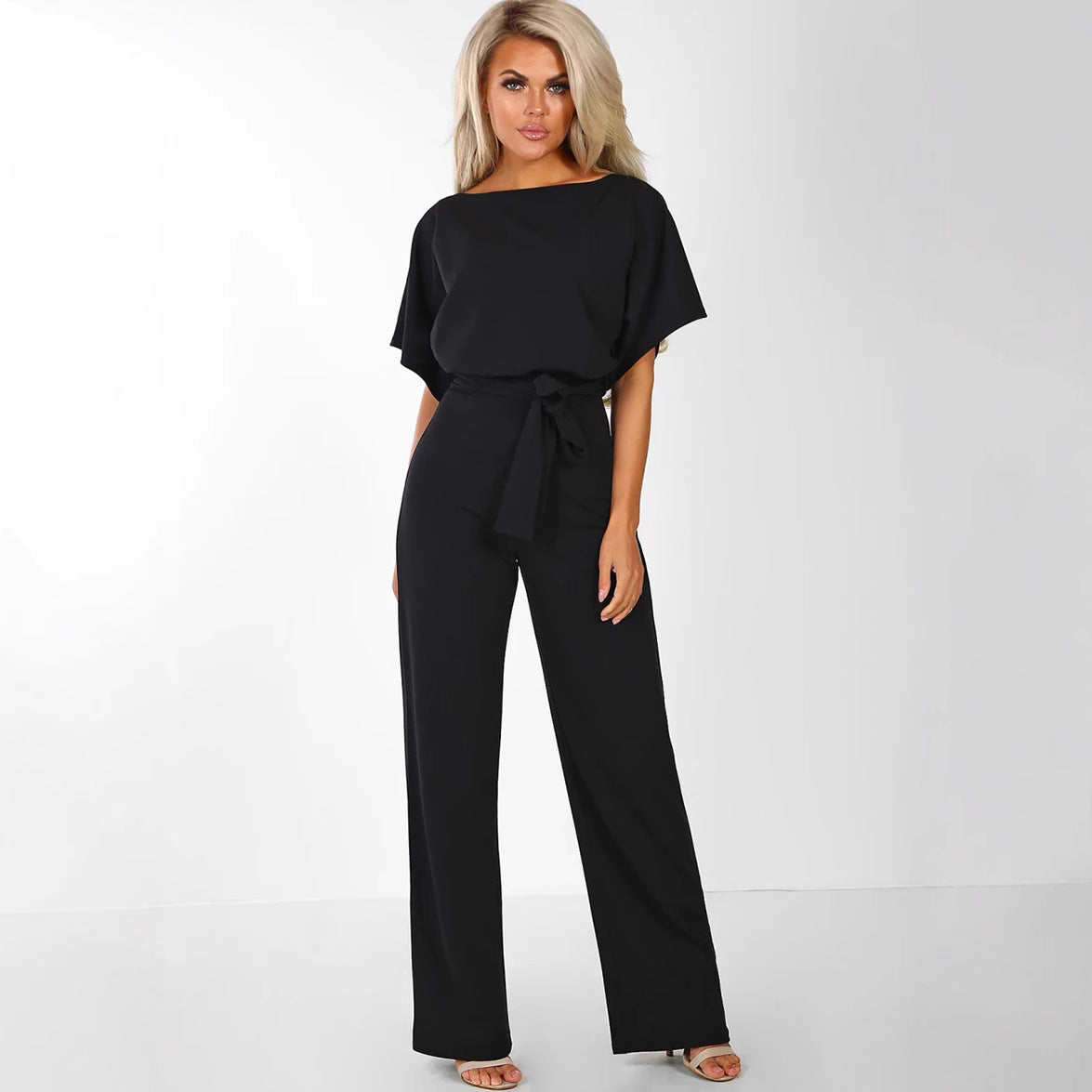 Dame elegant bred ben jumpsuit med bund detalje Stilla