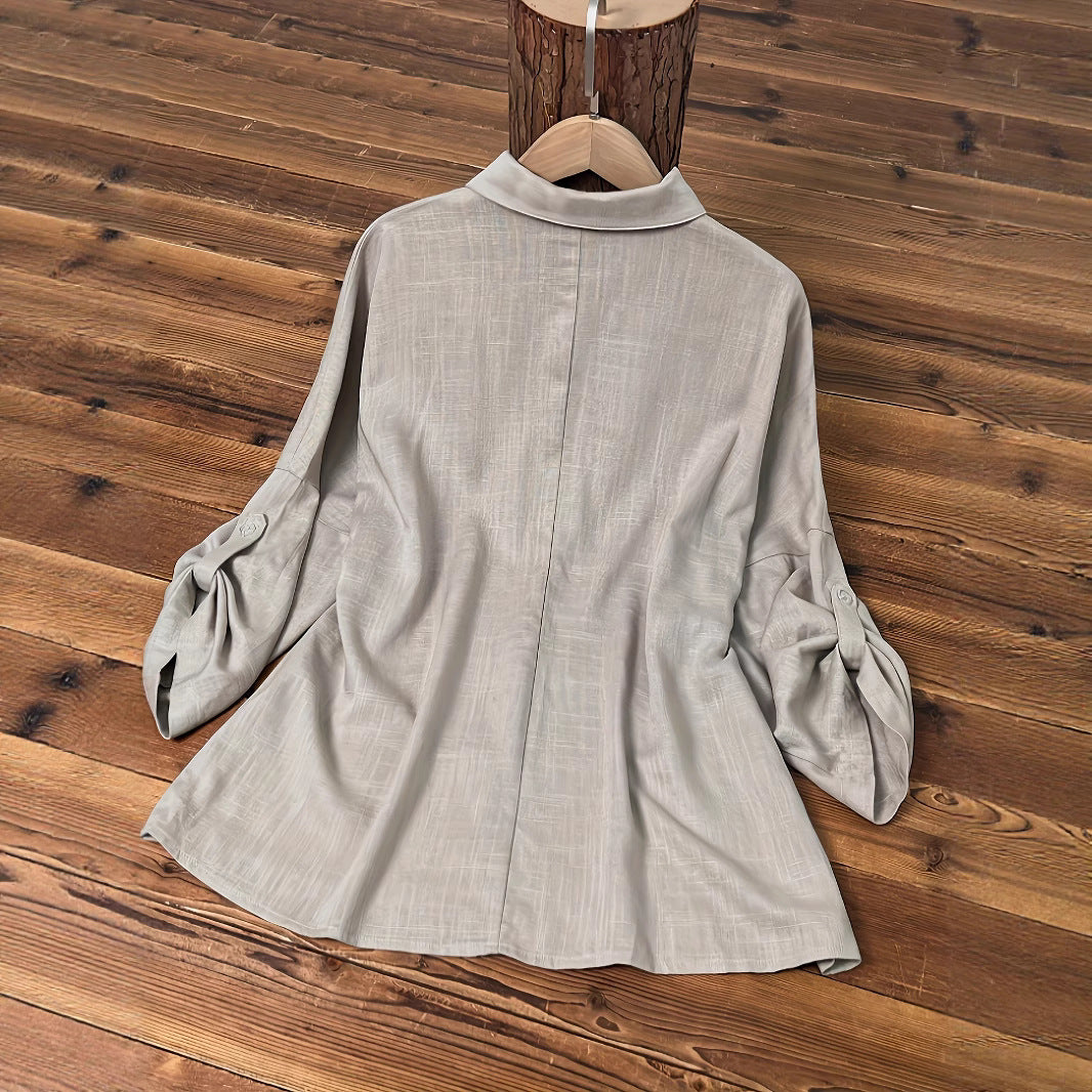 Dame afslappet og elegant bluse med puffærmer Stilla