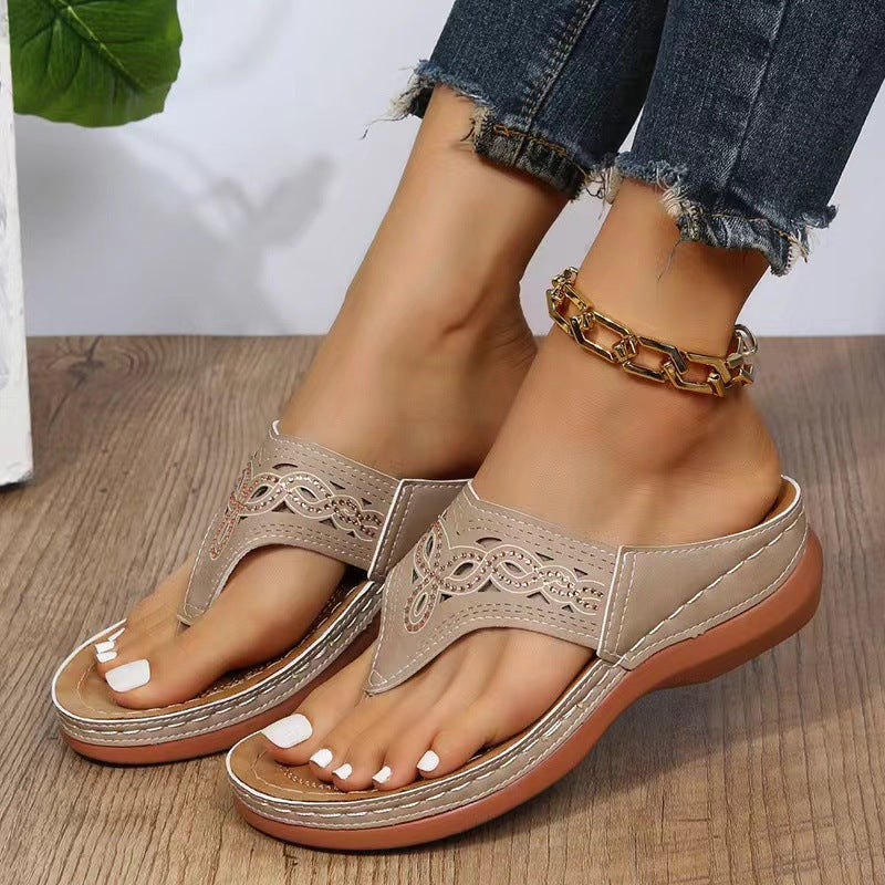 Dame Elegante Tå-split Sandaler med filigran Hulmønster og ergonomisk Sål Stilla