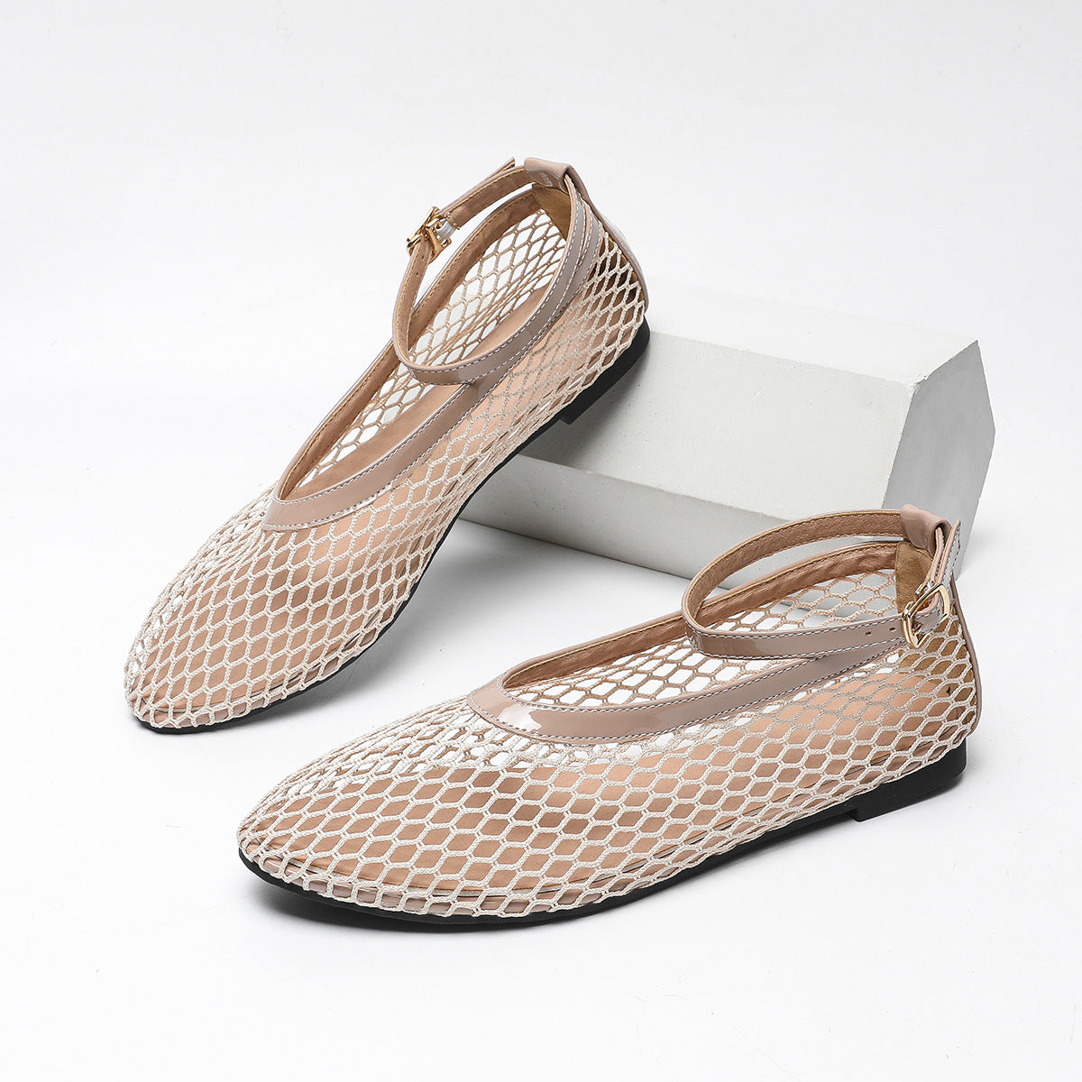 Dame Ballerinas med dekorativt netdesign og rem Stilla