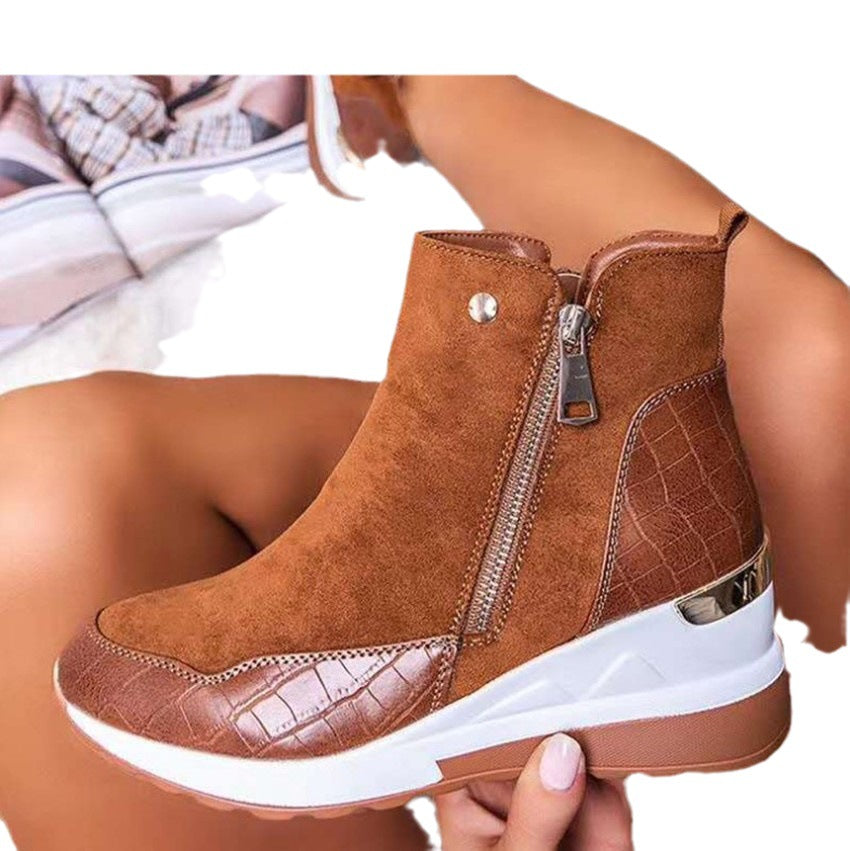 Dame Wedge-Ankelstøvler med stilfuld lynlås og elegant krokodilleskindsdesign Stilla