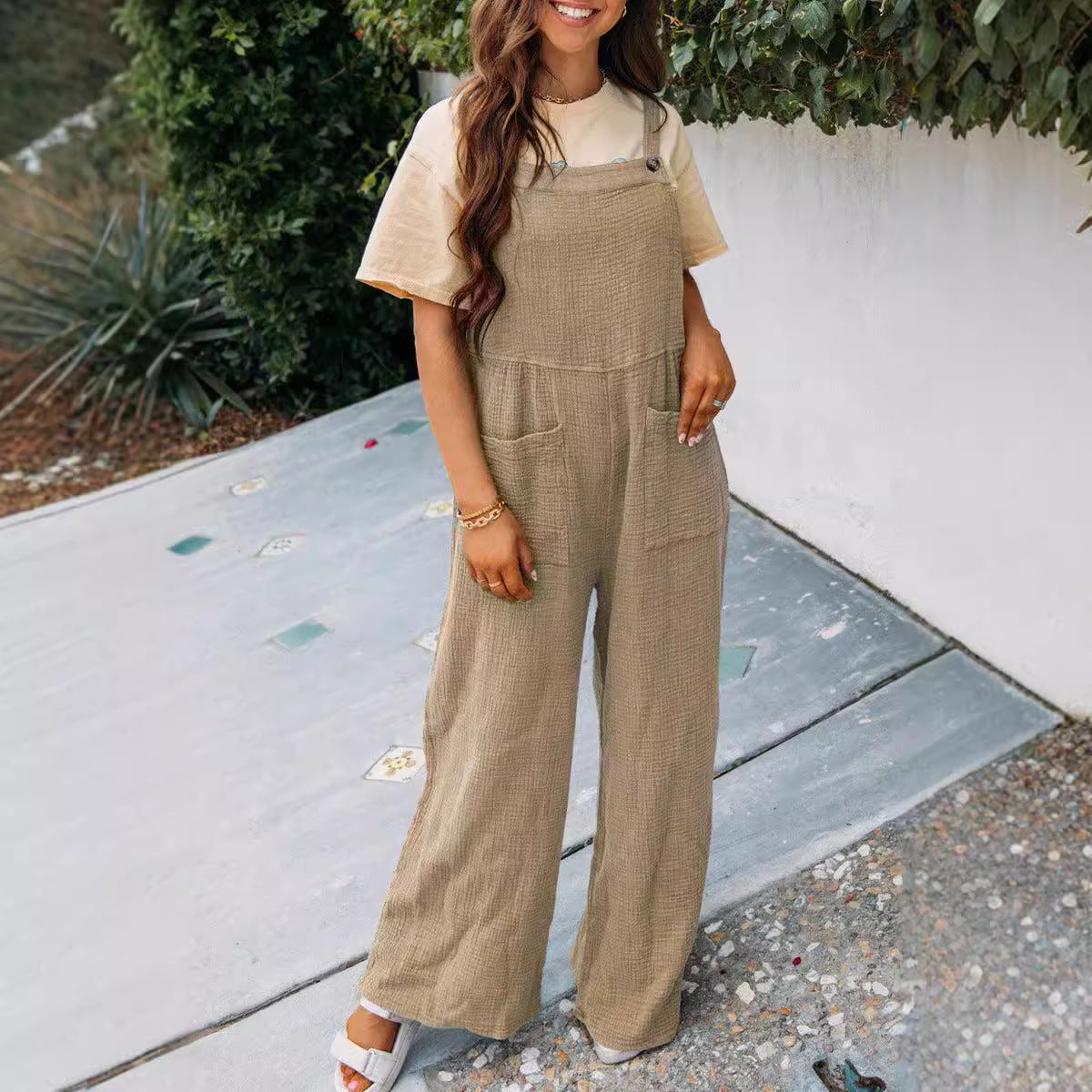 Dame afslappet jumpsuit med praktiske lommer og bred pasform Stilla