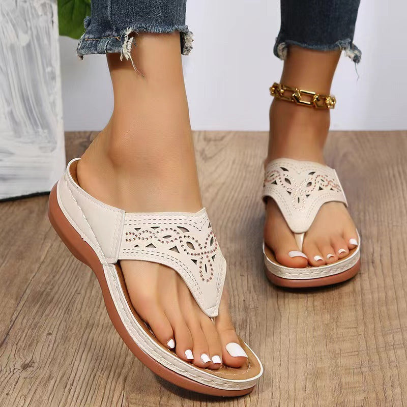Dame Elegante Tå-split Sandaler med filigran Hulmønster og ergonomisk Sål Stilla