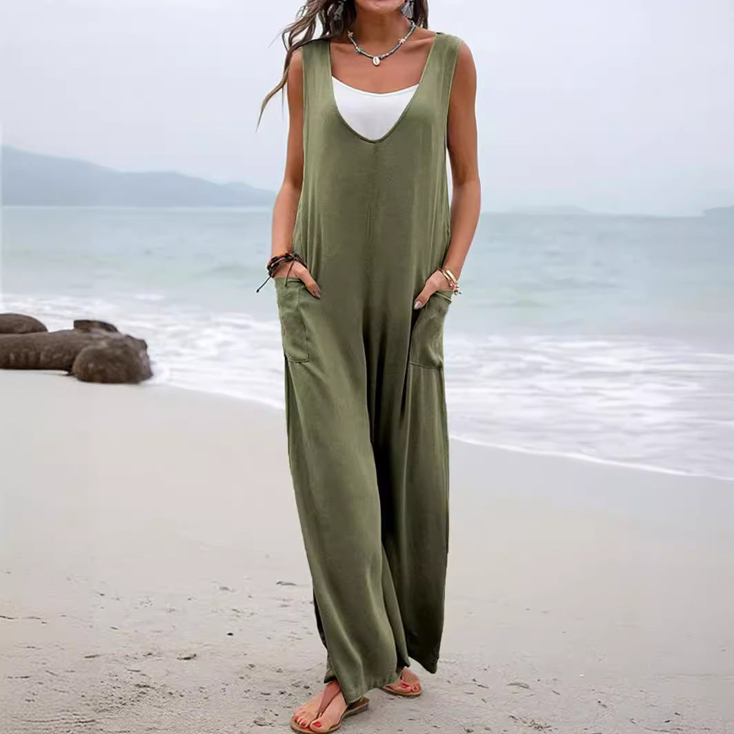 Dame afslappet jumpsuit med dyb V-hals og praktiske lommer Stilla
