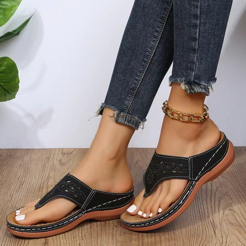 Dame Elegante Tå-split Sandaler med filigran Hulmønster og ergonomisk Sål Stilla