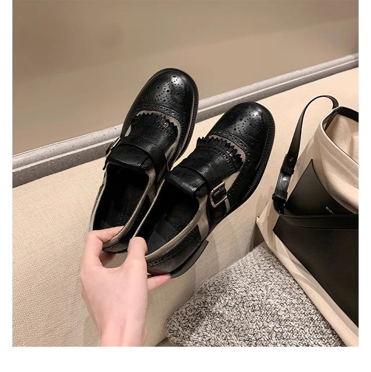 Dame mode Loafers med elegante spænder og individuelle prægninger Stilla