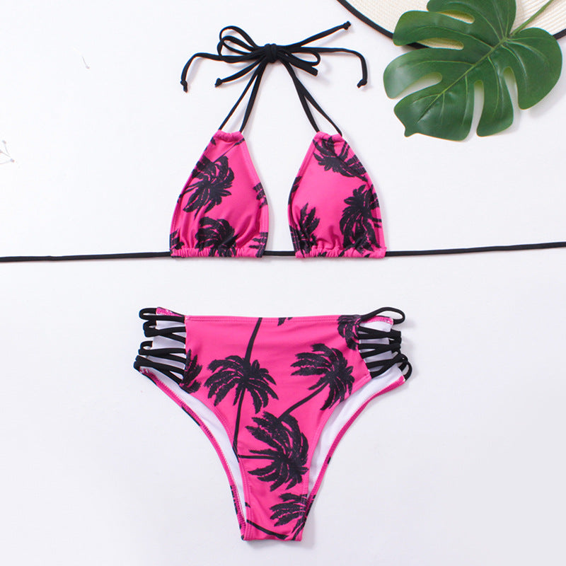 Dame triangel-bikini med stilfulde snore-detaljer og palmeprint Stilla