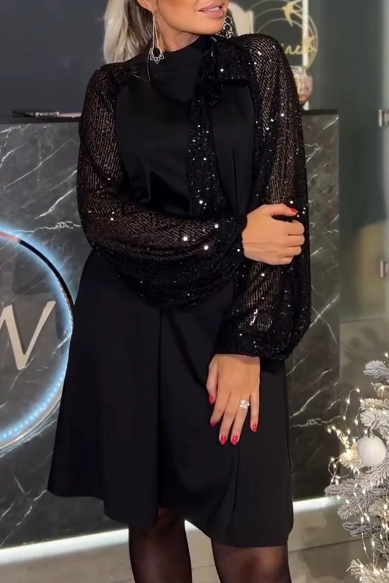 Dame elegant kjole med glitrende ærmer og asymmetrisk snit Stiila