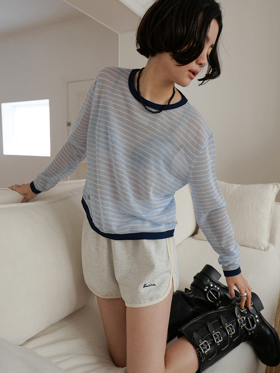 Dame - Lækkert, stribet oversized T-shirt med kontrastdetaljer Stilla