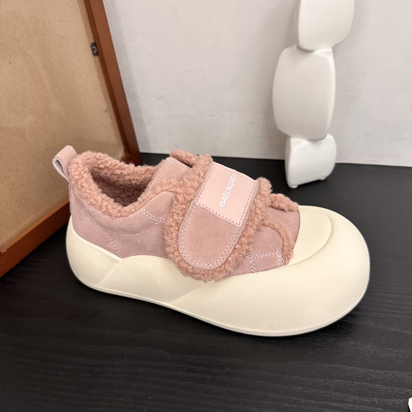 Dame Sneakers i komfortabelt fleece-design med velcro Stilla