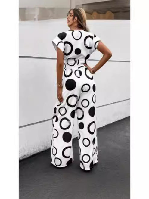 Dame Elegant Jumpsuit med iøjnefaldende mønster og smart bælte Stiila