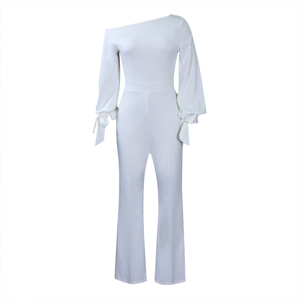 Dame elegant jumpsuit med asymmetrisk design og svajende ærmer Stilla