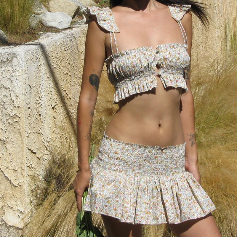 Dame Crop-Top og Nederdel-Sæt med Flæse-detaljer og Elastisk Talje Stilla