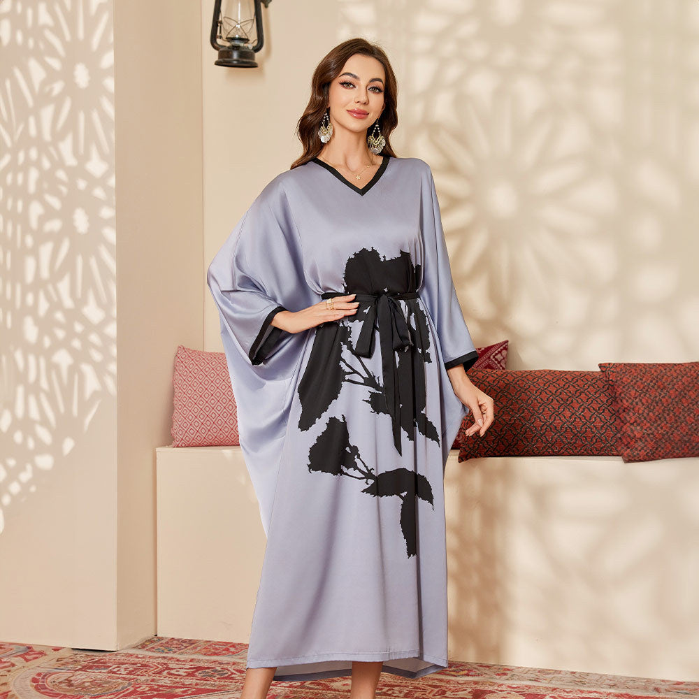 Dame Kaftan-Style Kjole med raffineret blomsterdesign og generøse ærmer Stilla