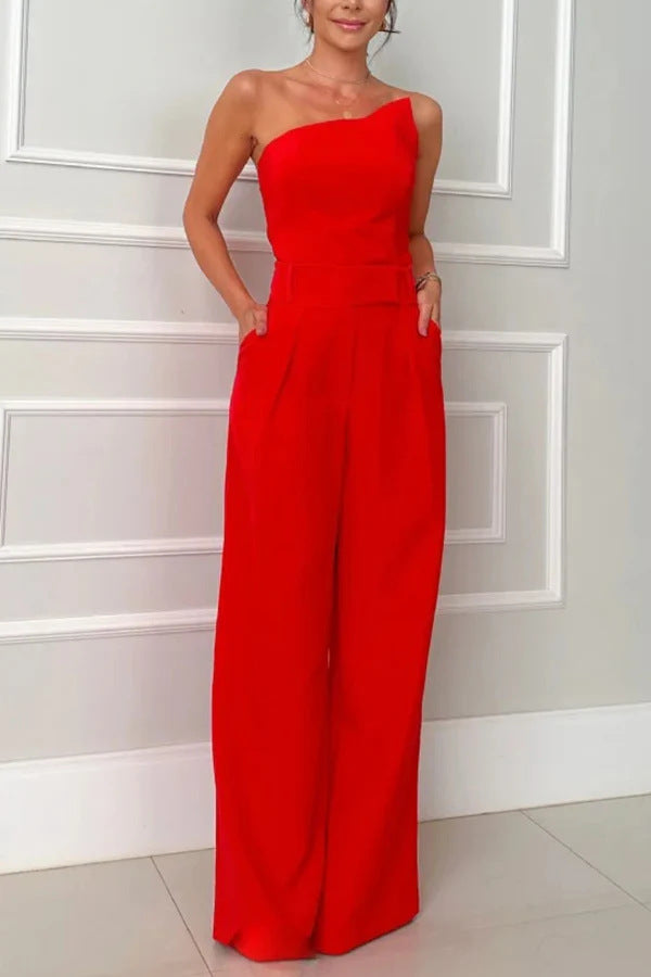Dame Elegant jumpsuit med asymmetrisk skæring og bredt ben Stilla