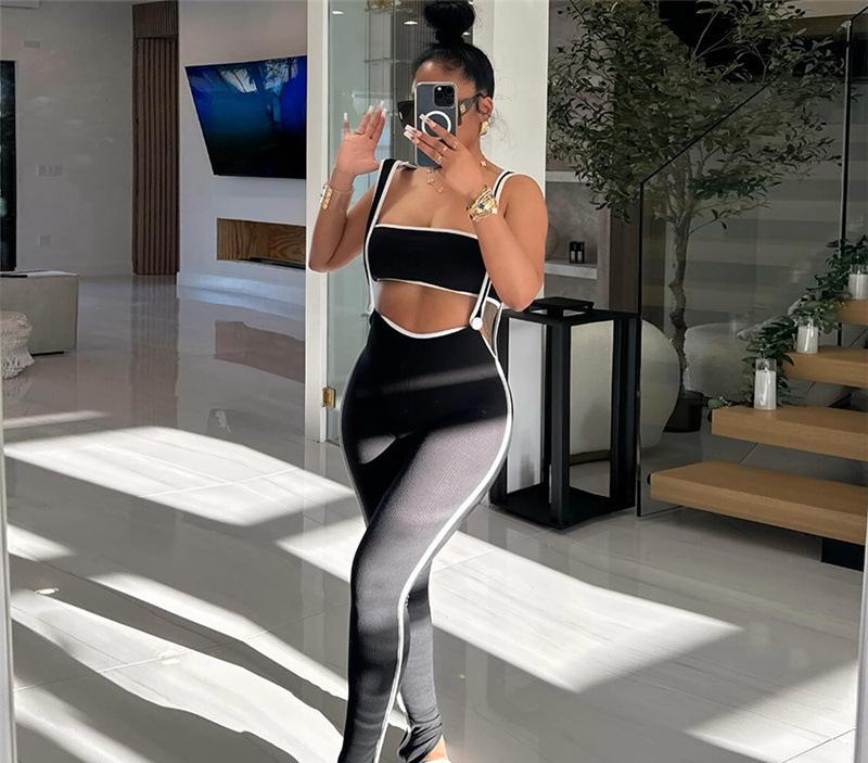Dame Sporty Jumpsuit med justerbare stropper og sidelange kontraststriber Stilla