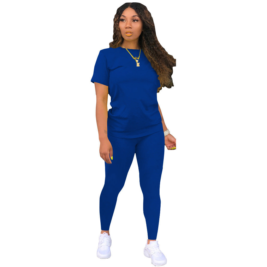 Dame Sporty Sæt med behagelig T-shirt og tætsiddende leggings Stilla