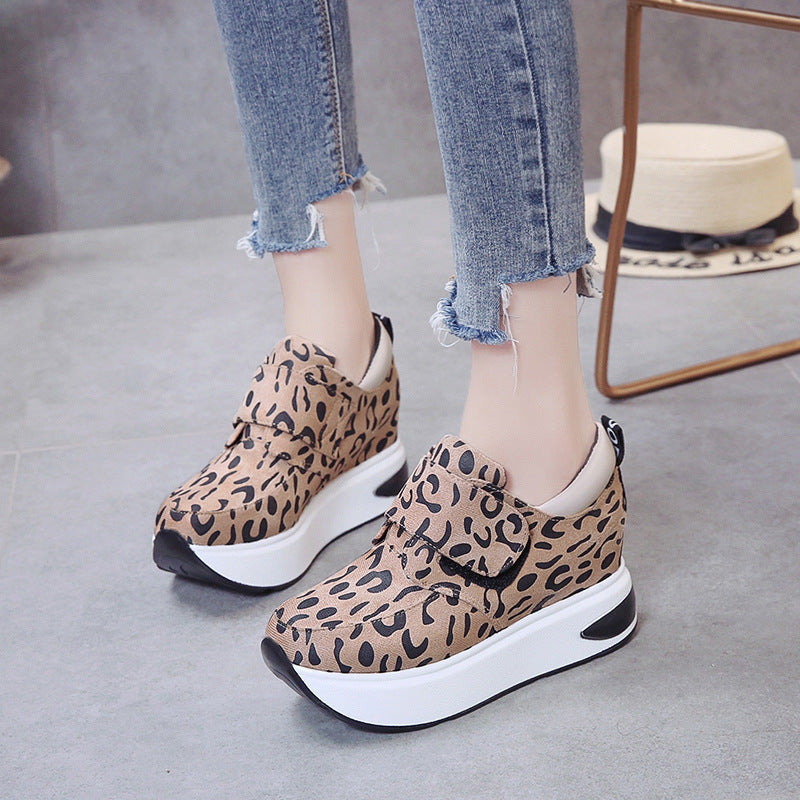 Dame elegante sneakers med velcro og trendy leopardmønster Stilla