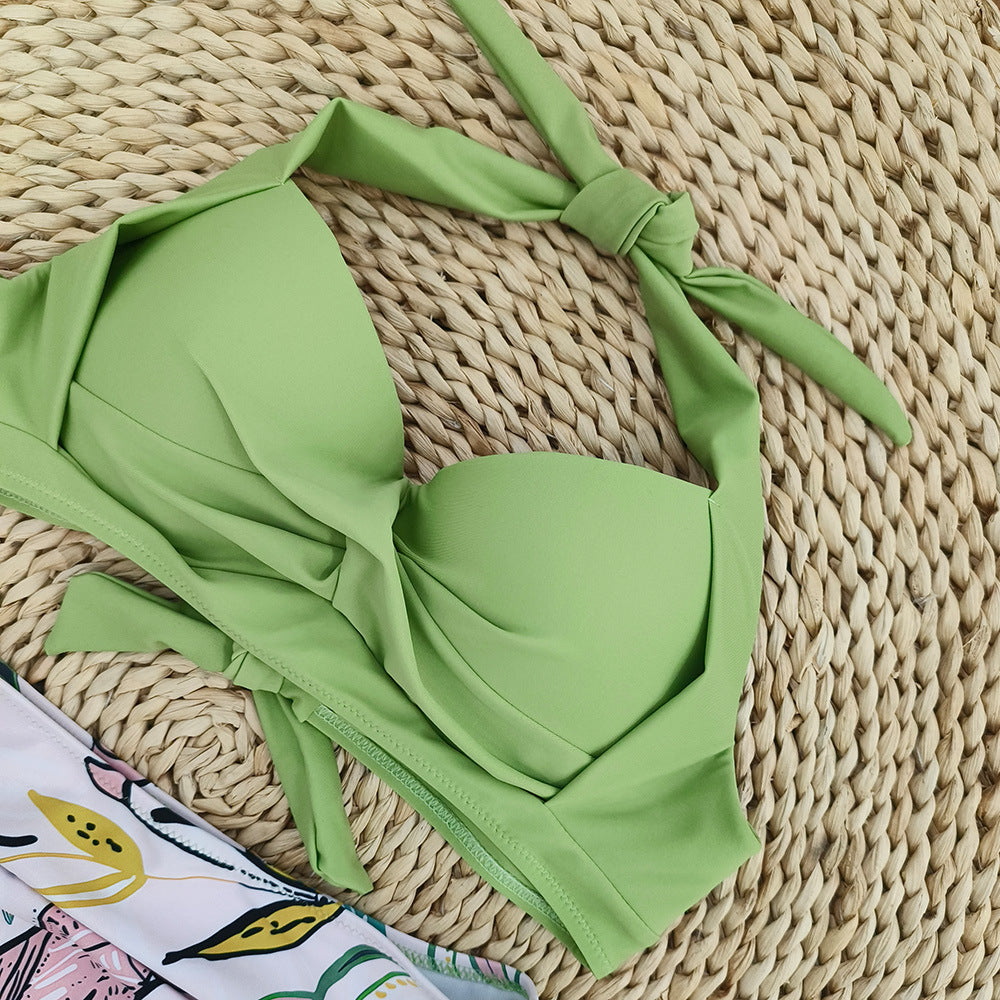 Dame bikini-sæt med elegant indpaknings-overdel og høj kvalitet højtaljede trusser Stilla