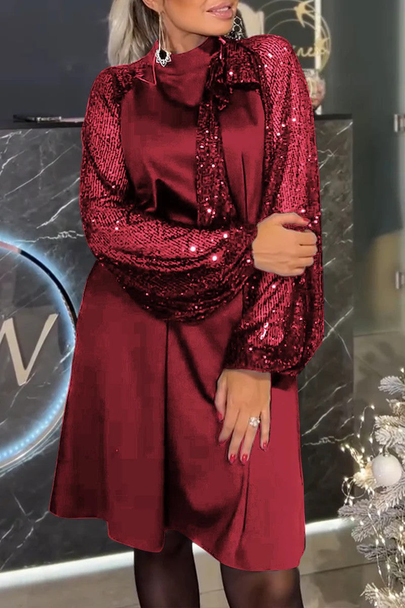Dame elegant kjole med glitrende ærmer og asymmetrisk snit Stiila
