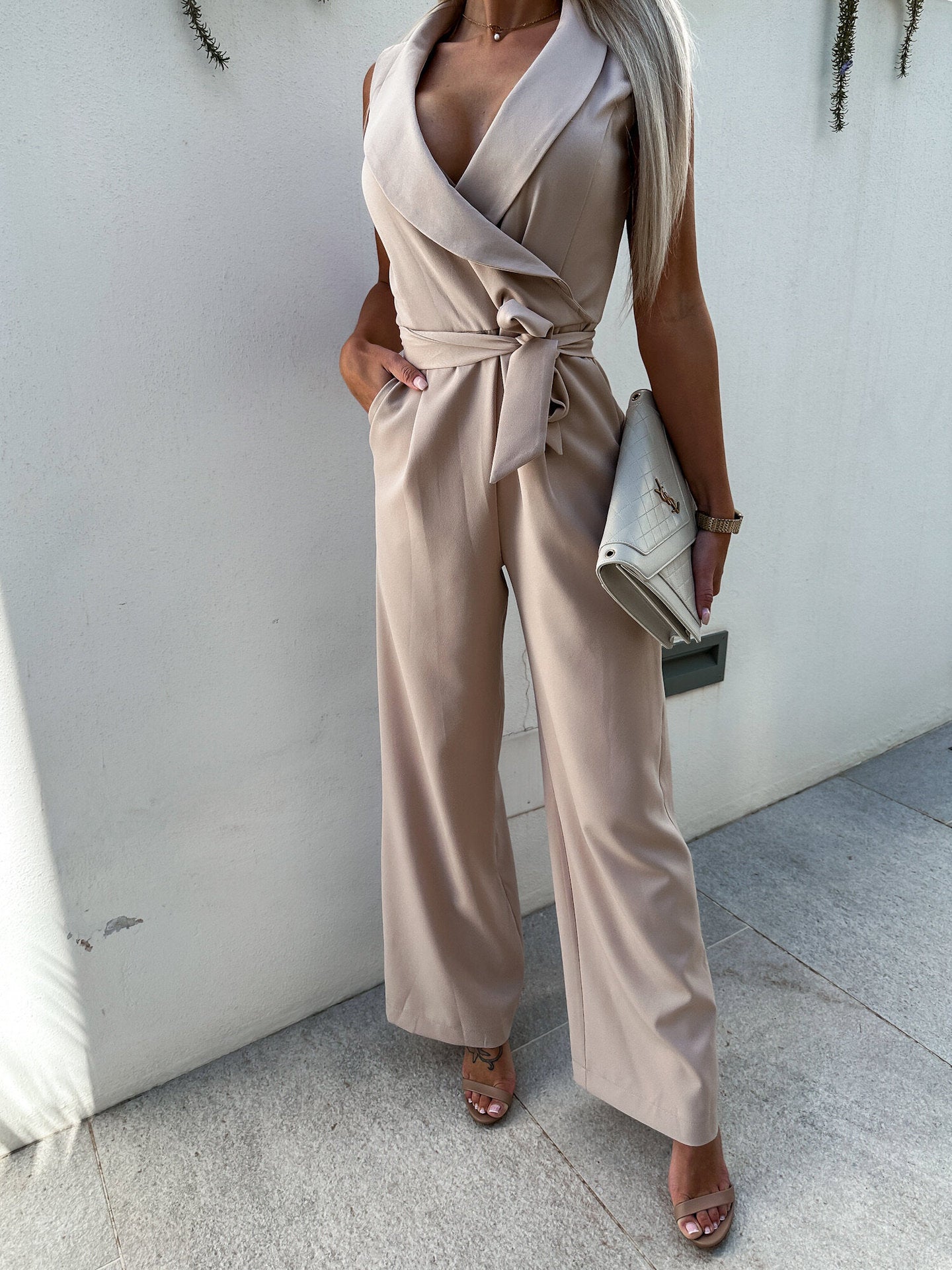 Femme Eleganter Bredbens Jumpsuit med Bæltevask Stilla