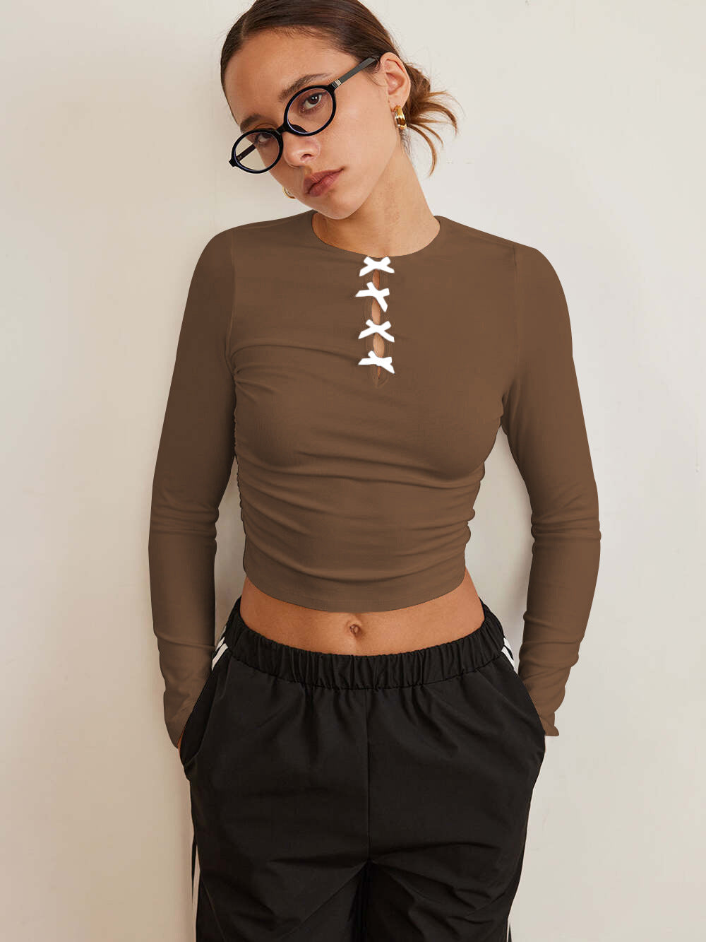 Dame afslappet longsleeve med unikke snøringer Stilla
