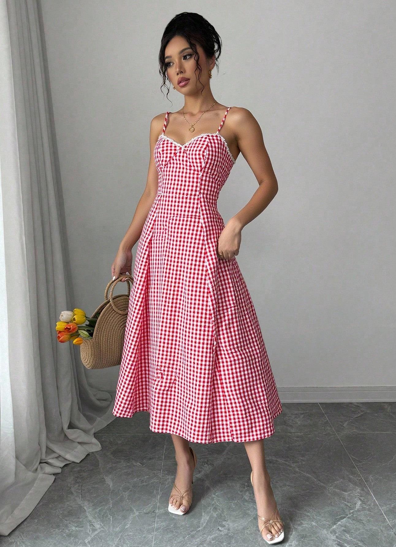 Femme Sweetheart Midi Dress Stilla