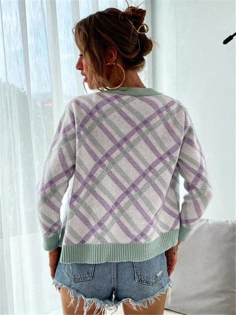 Dame moderigtig strikcardigan med ternet mønster og elegant knapliste Stilla