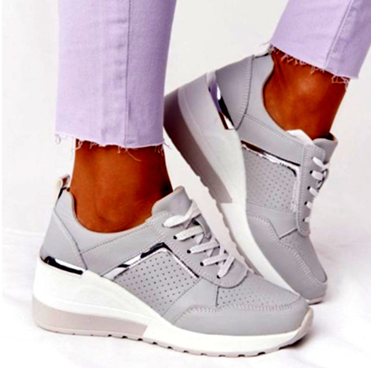 Dame Sporty Sneakers med åndbart overmateriale og komfortabel dæmpning Stilla