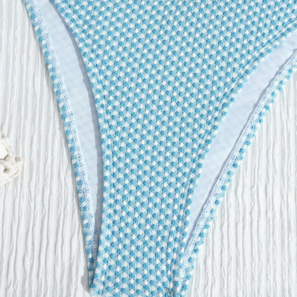 Dame bikini-sæt med kvalitets trusser og fashionable top Stilla