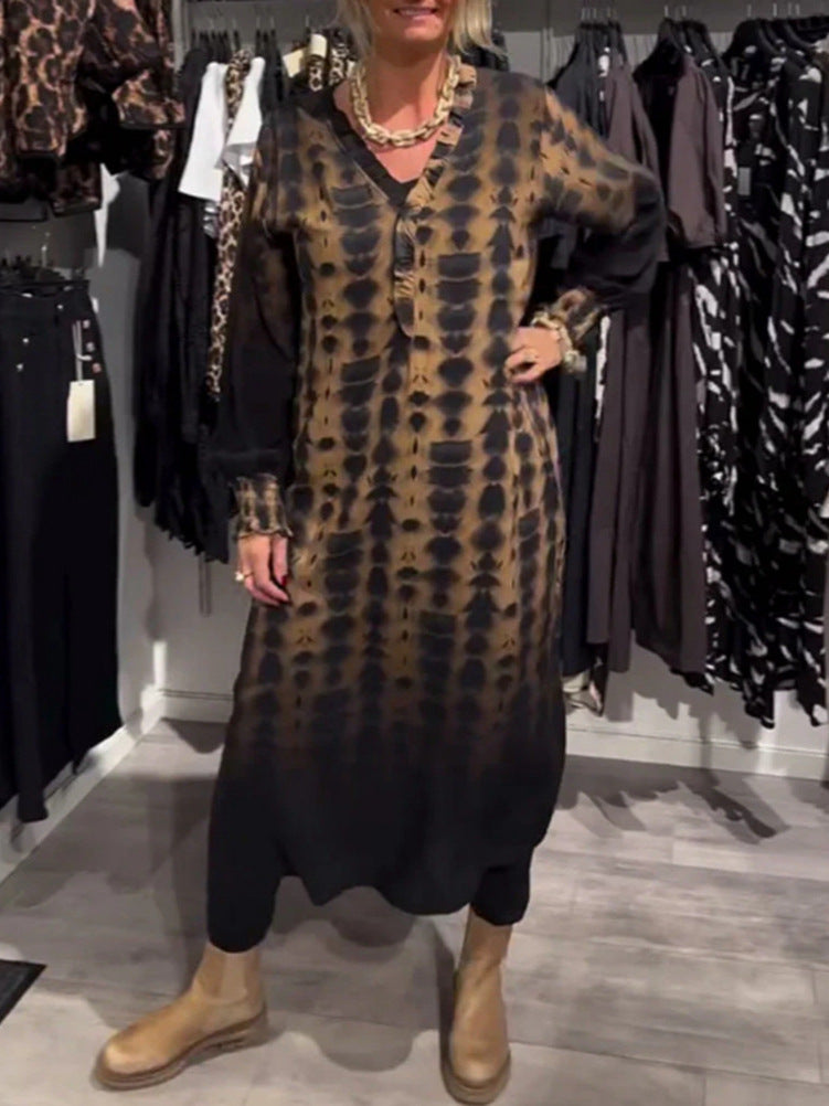 Dame lang skjortekjole med moderne batikdesign Stilla