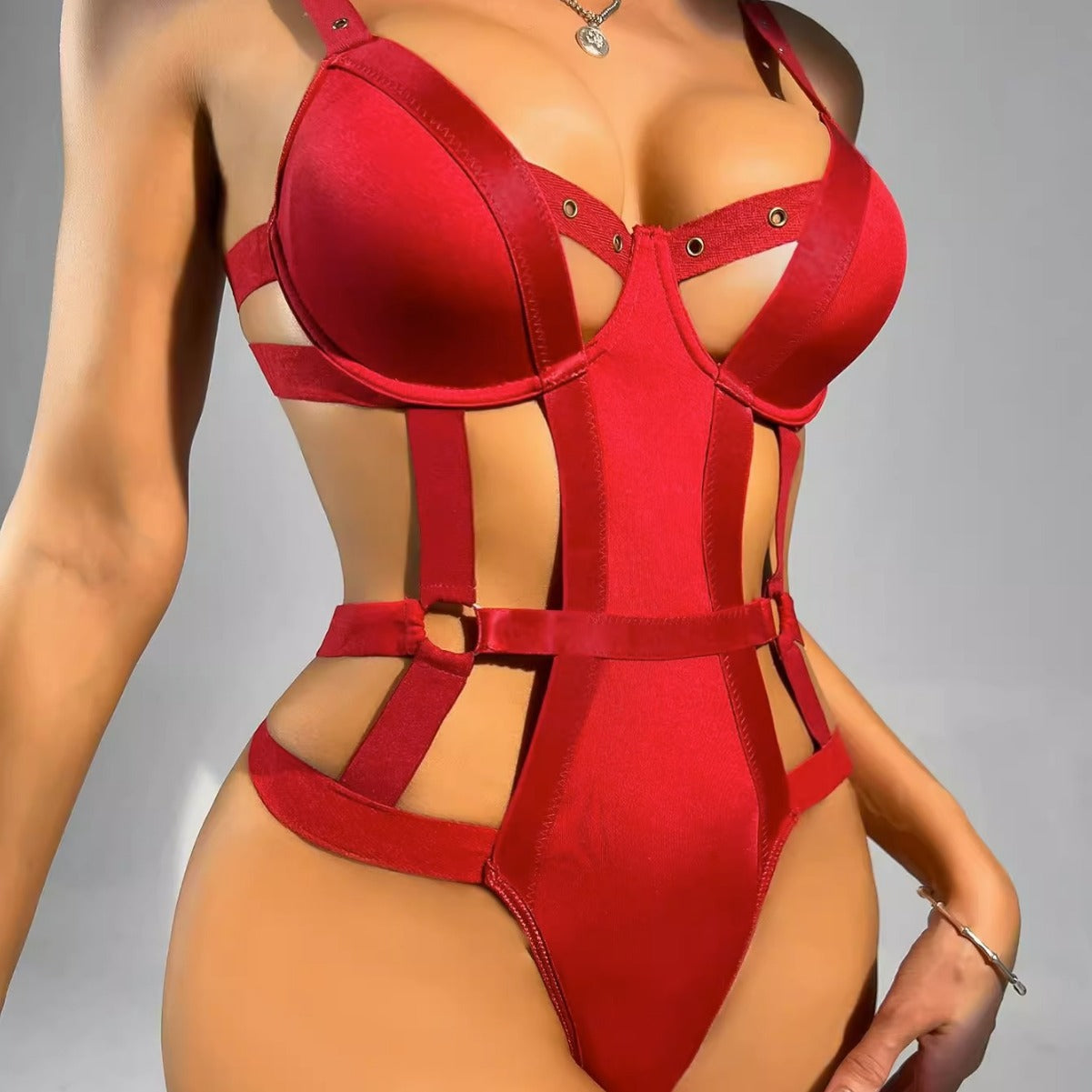 Dame Sassy Cutout Bodysuit Stilla