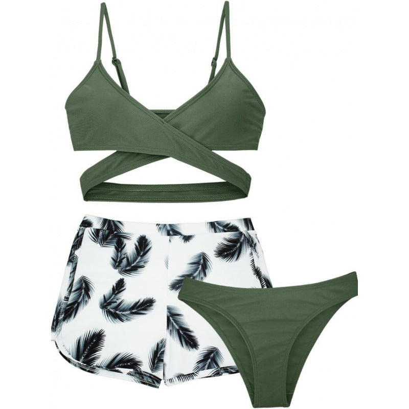 Dame bikini-sæt med kreativt kryds-top og komfortable shorts Stilla