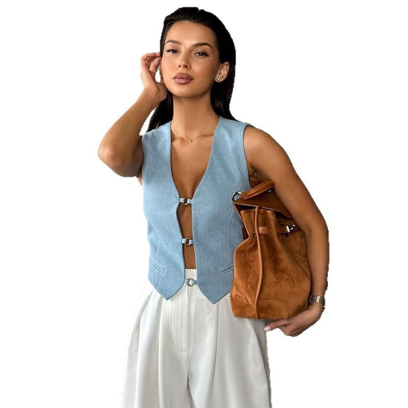 Dame figursyet vest med elegant knaplukning Stilla