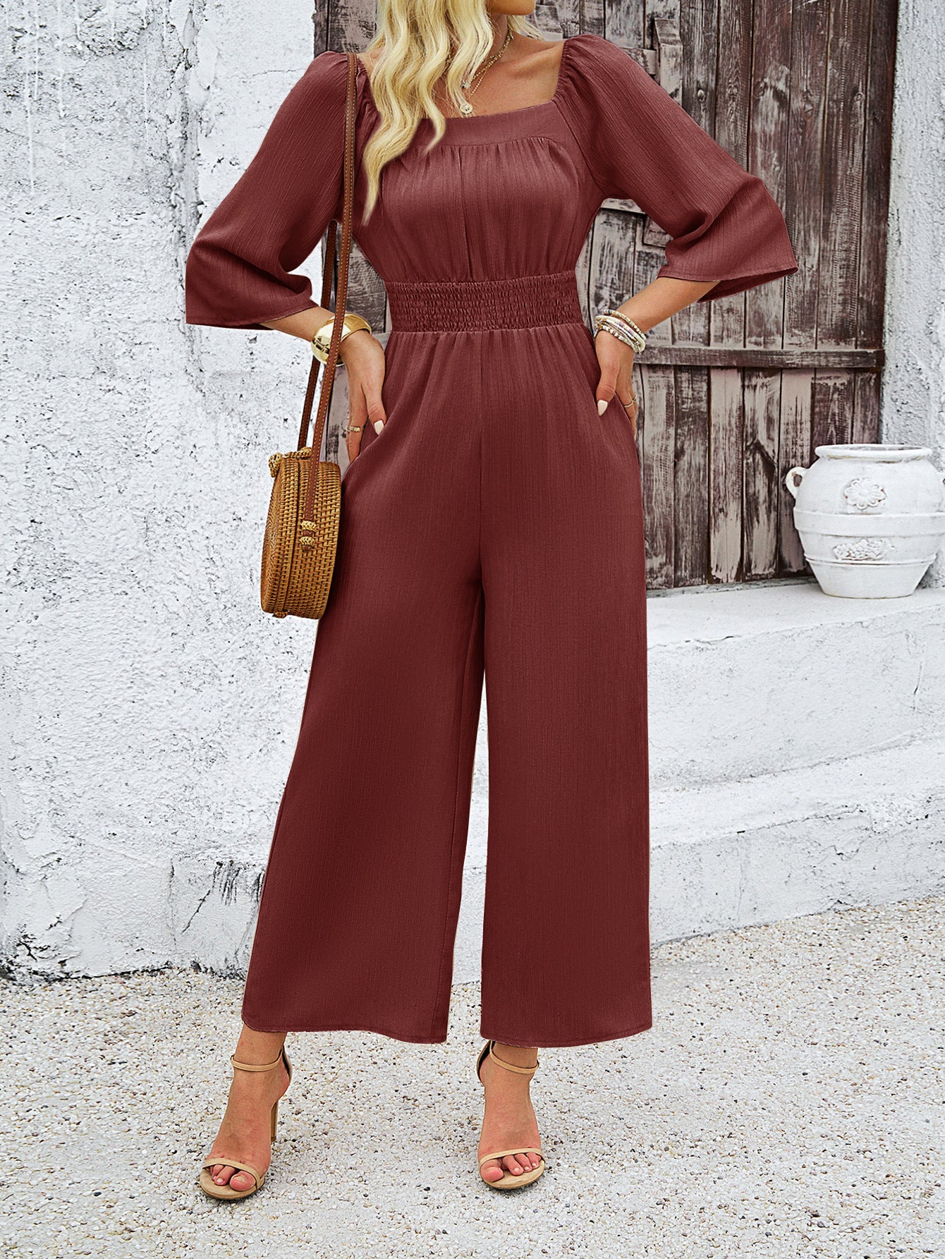 Dame Casual Jumpsuit med Flæse og Bred Ben Stilla