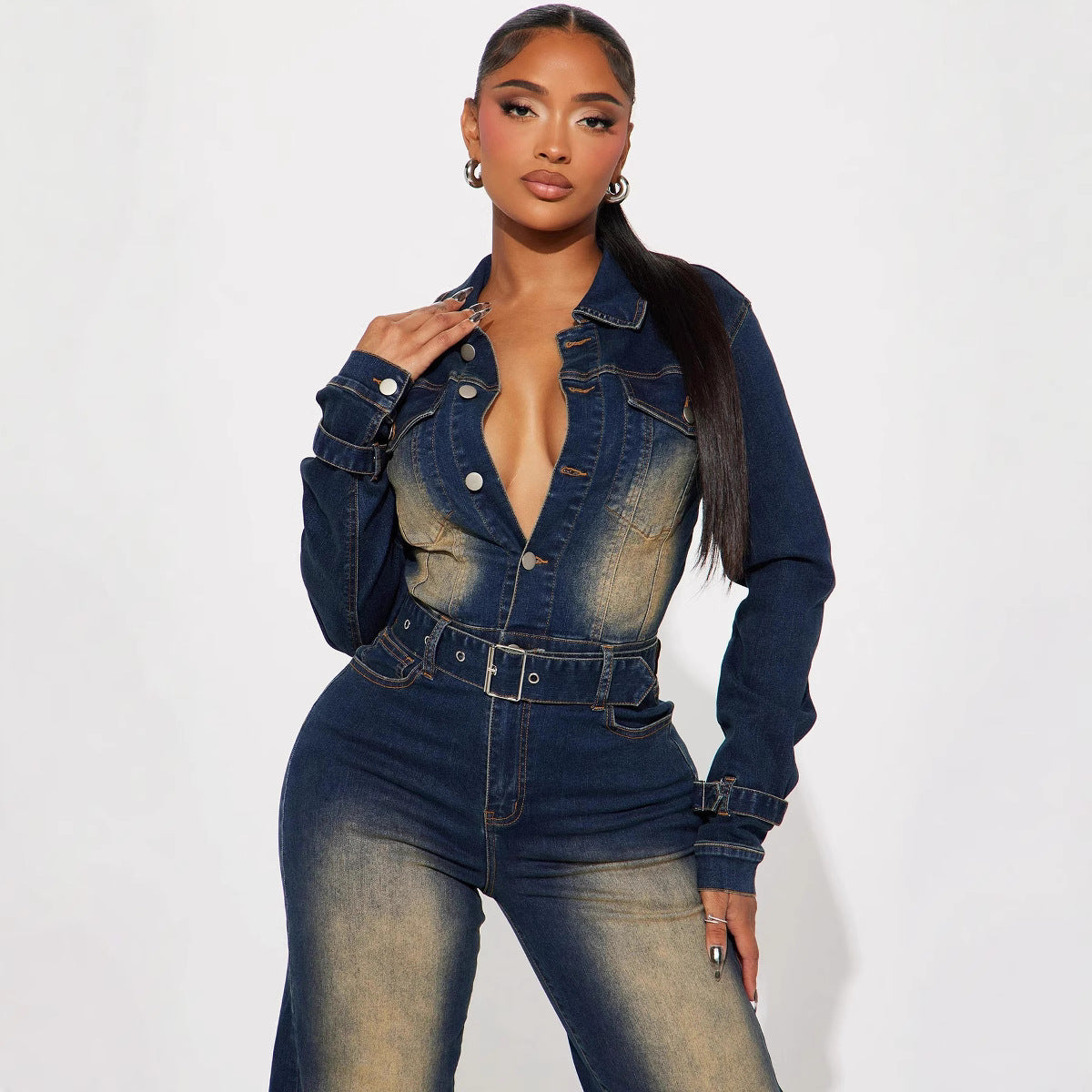 Dame Denim Jumpsuit med figursyet silhuet og særlige vaskeeffekter Stilla