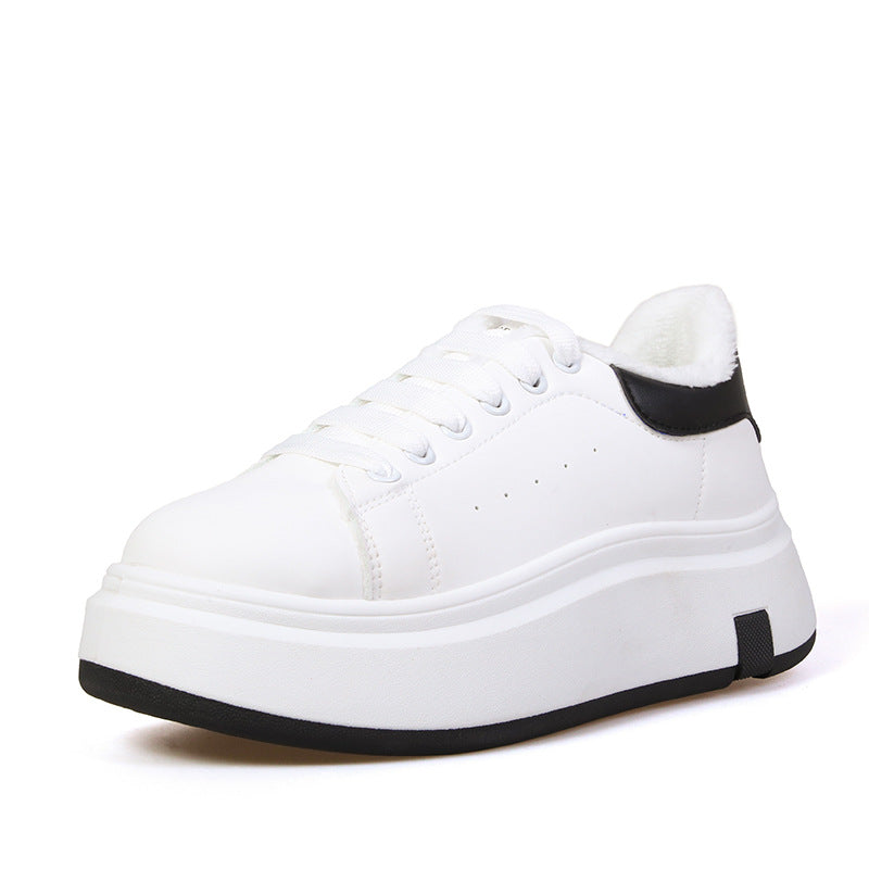 Dame Komfort Sneakers med blødt fore og skridsikker profilsåler Stilla